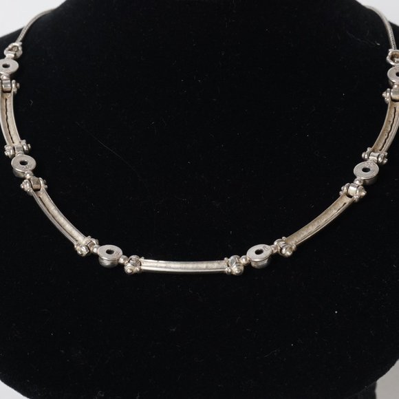 Designer Silver Necklace with Garnets - Picture 6 of 8